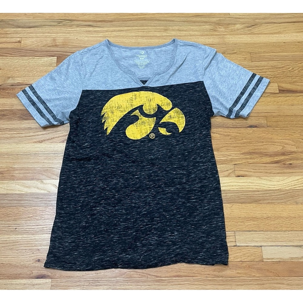 Colosseum T-Shirt‎ Womens XL Gray Colorblock Iowa Hawkeye Team Logo Graphic V
